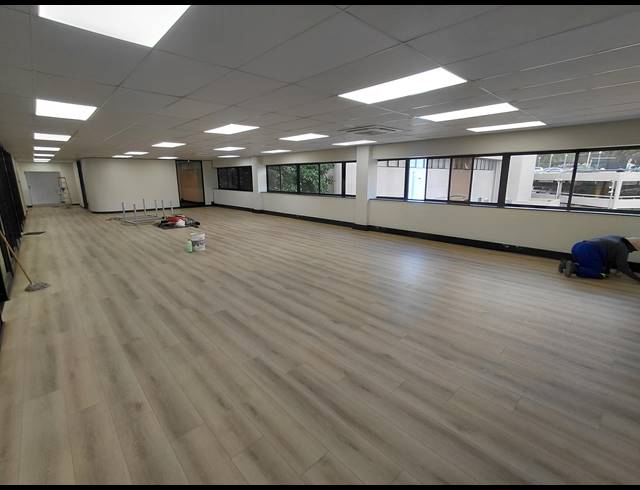 335M² OFFICE TO LET IN HALFWAY HOUSE